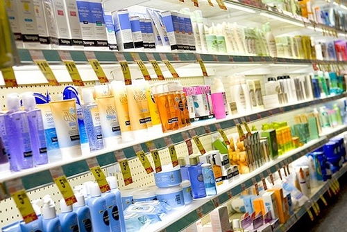 國妝出海新標桿 中國化妝品巨頭海外熱銷，名望比肩茅臺與老干媽